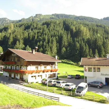 Nieslerhof * Mayrhofen