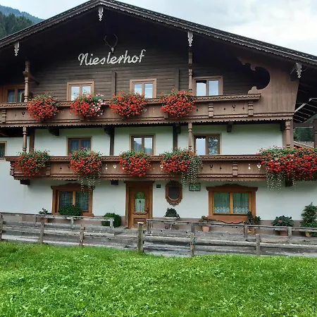 Nieslerhof *